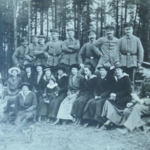 Udflugt i Sommerlystskoven under Første Verdenskrig