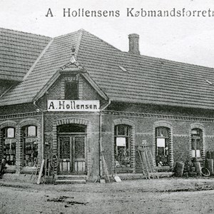 Skodborg Vestergade 36, 1918 - Hollensens Købmandsforretning