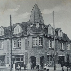 Burchardts bygning omkring 1910 - bygget 1908 med jugendpræg