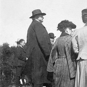 Bjørnstjerne Bjørnssom holder tale i Skibelund 1906